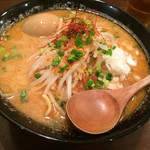 エアーストリーム  - 濃厚魚介味噌ラーメン780円味玉トッピング