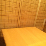 あお野 - スライド式の扉を閉めると個室タイプに。