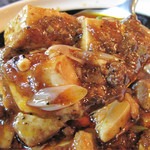 中華菜館 五福 - 唐辛子の辛さと中国山椒の痺れる旨さの四川式マーボーです。肉味噌にしっかり味が付いていて、カラシビだけに留まらない美味しさです。
      
      