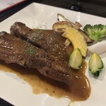 ECURIE - スペアリブ