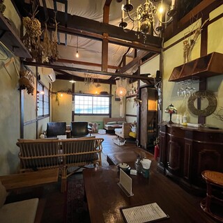 昭和レトロな寛ぎの空間でお洒落デート＆女子会！