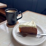 オクサワ・ファクトリー・コーヒー・アンド・ベイクス - 