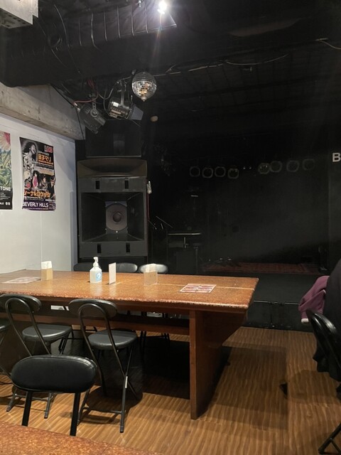 BEVERLY HILLS photo 5