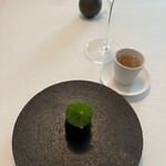 Installation Table ENSO L'asymetrie du calme - 