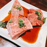 炭火焼肉 ホルモン にく式 - 