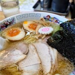 ホームラン軒 - 中華そば（さっぱり醤油）700円＋大盛り100円＋味玉100円