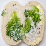 吉田パン - 2025.3 シーザーチキン（450円）季節の限定商品