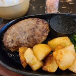 ナチュルヴァン - ハンバーグ旨味たっぷり