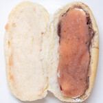 吉田パン - 2025.3 さくらあんホイップ（480円）季節限定 フレッシュなイチゴを添えた