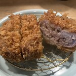 嬉嬉豚 とんかつ 「君に、揚げる。」(極) - 肉巻きメンチ