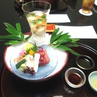花暦 - お造りは鮪、鯛、鮑の塩天