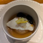 ステーキ懐石都 春日 - 〆  春のお茶漬け  肉厚の鯛が乗ってます