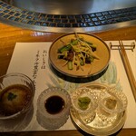 ステーキ懐石都 春日 - もやしや小松菜炒め  ポン酢で頂きます