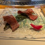 ステーキ懐石都 春日 - 肉寿司
