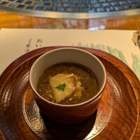 ステーキ懐石都 春日 - オニオンスープ 