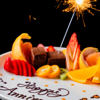 【人気のメッセージプレート】サプライズ演出にも最適。