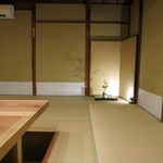 ふじ - 掘り炬燵のカウンター席