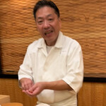 群来膳 - 会話を交えながら握る大将