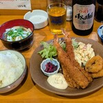 はな花 - えびフライ、イカリング定食