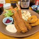 はな花 - えびフライ、イカリング定食のメイン皿