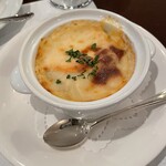 東洋軒 - シーフードグラタンは熱々での中には具材がたっぷり