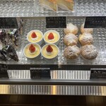 菓子工房 クーゲルホップ - 店内ディスプレイ②