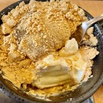 しゃぶしゃぶすき焼どん亭 - きな粉わらび餅　上から