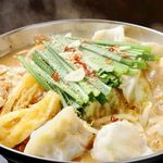 ◇ Very popular ◇ Plump domestic beef Motsu-nabe (Offal hotpot) is full of collagen ♪