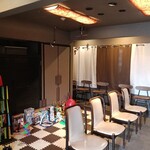 ステーキ厨房 紅花 - お子様スペース