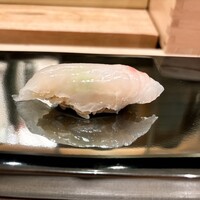 奥 - 