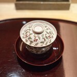 焼き鳥 こと - 器も美しいです。