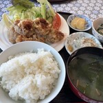 満天星 - 料理写真:唐揚げ定食800円