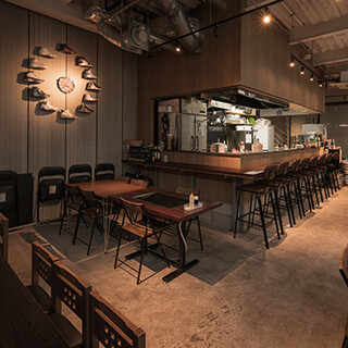 居心地の良いお洒落な空間◎全席目の前に鉄板を設置◆貸切可