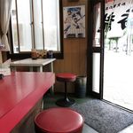 軽中華 香龍 - 店内です