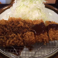 とんかつ まい泉 青山本店 - ロースカツ定食(ソース)アップ