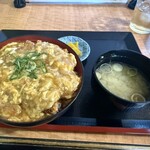 美童女 - 料理写真:あんかけかつ丼(980円)