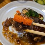 キッチン ブルー グローブ - 人参を添えて