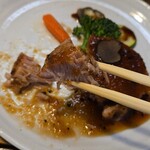 キッチン ブルー グローブ - 好みのポシェ、濃いめのソースが美味いね