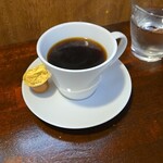 キッチン ブルー グローブ - ホットコーヒーのアップ
