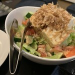 西海酒場斗々 - 豆腐サラダ。