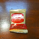 キッチン ブルー グローブ - お菓子のアップ