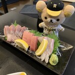 西海酒場斗々 - お刺身盛り。トロットロ♡