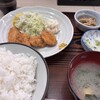 大衆割烹 松しま 本店
