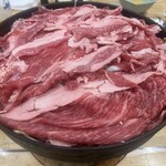 すき焼･鍋物 なべや - 牛肉鉄鍋