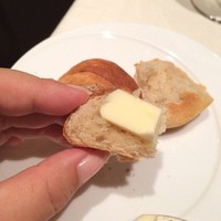 モノリス - 1個目のほかほかパンはモンブラン粉で作ったパン(^o^)