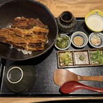 炭焼鰻 寝床 福島店 - 