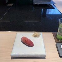 鮨m - 