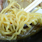 麺屋 玄 - 「味噌らーめん」森住製麺の中太縮れ麺