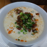 トゥーランドット 臥龍居  - 豆乳坦々麺