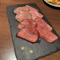 Yakiniku BarBies - 